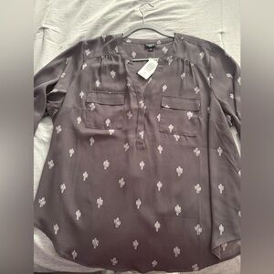 Torrid Woman’s Gray Cactus Print Shirt Blouse 2X